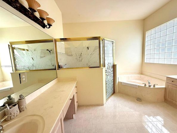 12539 NW 58th Mnr, Coral Springs FL 33076