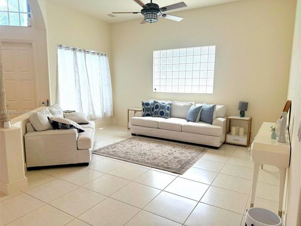 12539 NW 58th Mnr, Coral Springs FL 33076