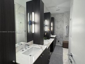 2000 S Bayshore Drive 13, Miami FL 33133