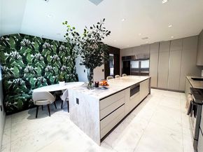 2000 S Bayshore Drive 13, Miami FL 33133