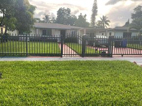 16200 NE 8th Ct, North Miami Beach FL 33162