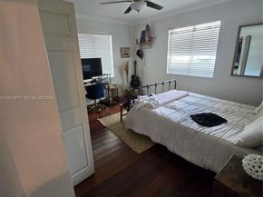 8620 SW 85th Ave, Miami FL 33143