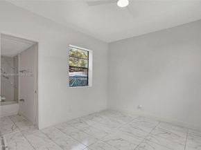 2701 NW 18th Ter, Oakland Park FL 33311