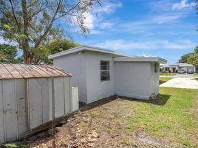 2701 NW 18th Ter, Oakland Park FL 33311