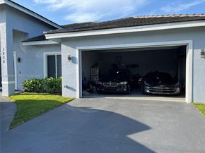 3838 NW 5th Ct, Lauderhill FL 33311