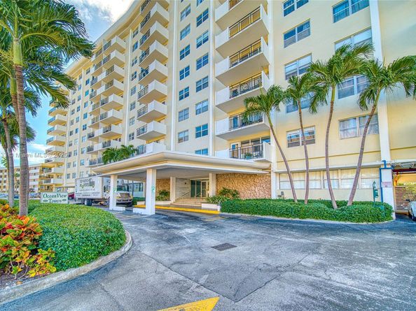 401 Golden Isles Dr 908, Hallandale Beach FL 33009