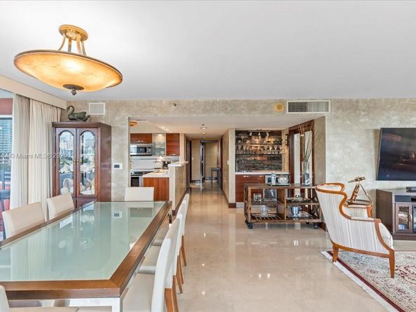 1627 Brickell Ave 1401, Miami FL 33129