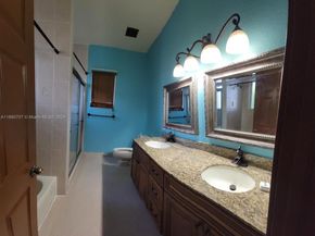 3377 NE 4th St, Homestead FL 33033