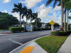 3377 NE 4th St, Homestead FL 33033
