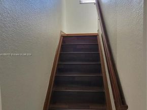 3377 NE 4th St, Homestead FL 33033
