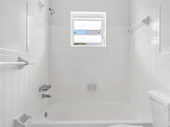 1824 Monroe St 7, Hollywood FL 33020