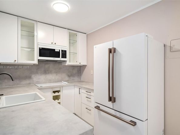 1824 Monroe St 7, Hollywood FL 33020