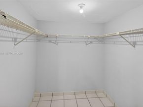 9937 NW 9th St. Cir. 1319, Miami FL 33172