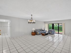 9937 NW 9th St. Cir. 1319, Miami FL 33172