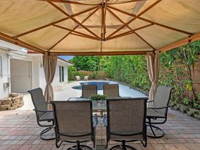 1834 NE 34th St, Oakland Park FL 33306