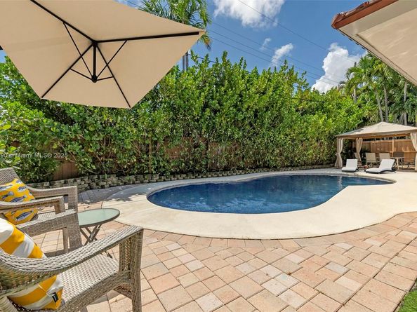 1834 NE 34th St, Oakland Park FL 33306