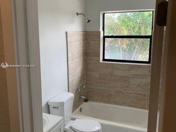 958 NW 24th Ave, Fort Lauderdale FL 33311