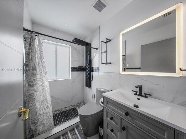 17079 SW 142nd Pl, Miami FL 33177