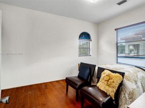 865 NE 208th Ter, Miami FL 33179