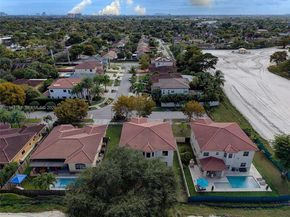865 NE 208th Ter, Miami FL 33179