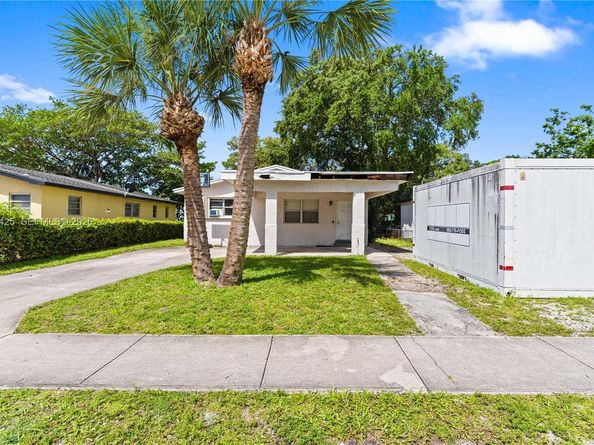 723 NW 15th Ter, Fort Lauderdale FL 33311