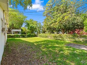 723 NW 15th Ter, Fort Lauderdale FL 33311