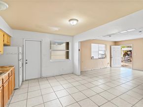 723 NW 15th Ter, Fort Lauderdale FL 33311