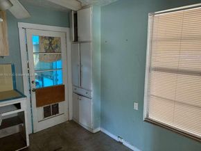 1229 NE 3rd Ave, Fort Lauderdale FL 33304