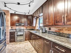 2081 NW 107th Ter, Sunrise FL 33322