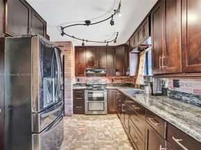 2081 NW 107th Ter, Sunrise FL 33322