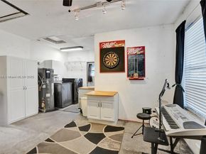 2081 NW 107th Ter, Sunrise FL 33322