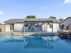 2081 NW 107th Ter, Sunrise FL 33322