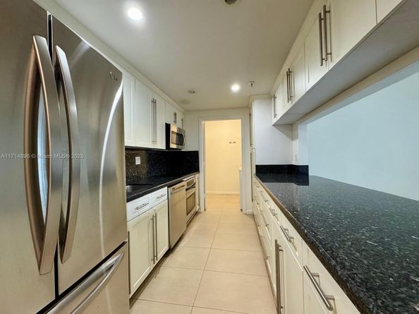 9755 NW 52nd St 107, Doral FL 33178
