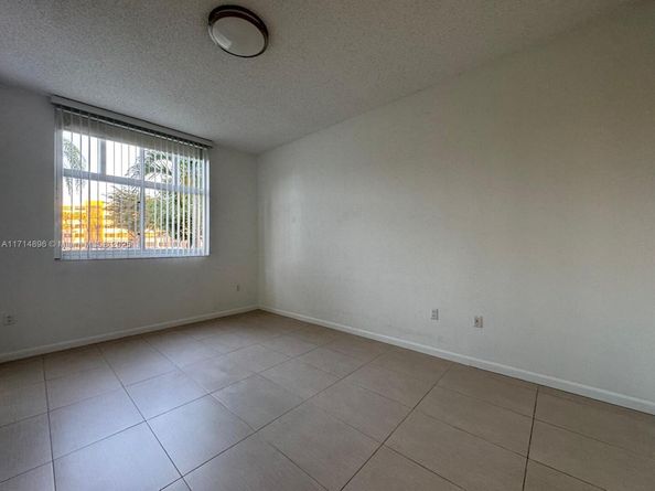 9755 NW 52nd St 107, Doral FL 33178