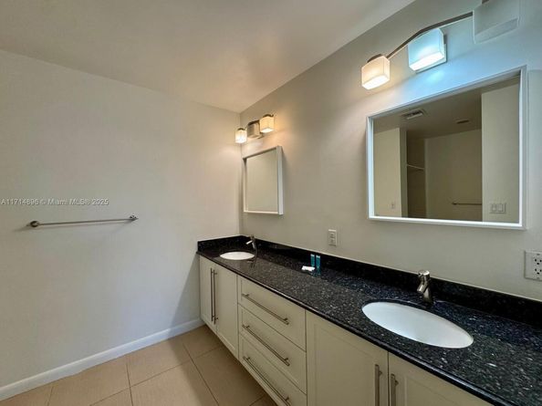9755 NW 52nd St 107, Doral FL 33178