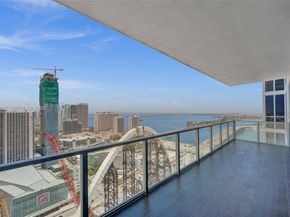 1100 Biscayne Blvd 3708, Miami FL 33132