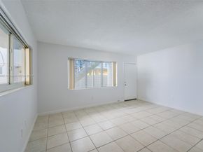 926 Michigan Ave 1, Miami Beach FL 33139