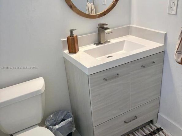 8632 NW 34th Pl C203, Sunrise FL 33351