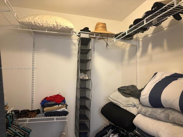 8632 NW 34th Pl C203, Sunrise FL 33351