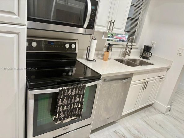 8632 NW 34th Pl C203, Sunrise FL 33351