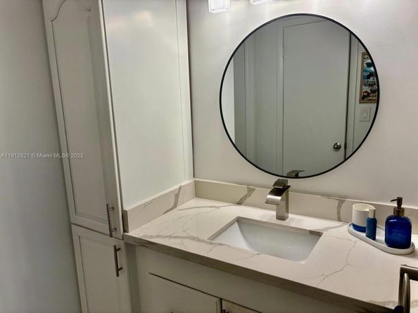 8632 NW 34th Pl C203, Sunrise FL 33351