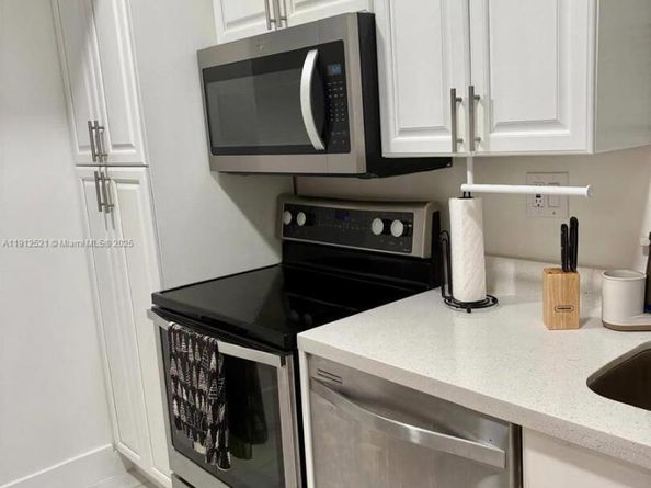 8632 NW 34th Pl C203, Sunrise FL 33351