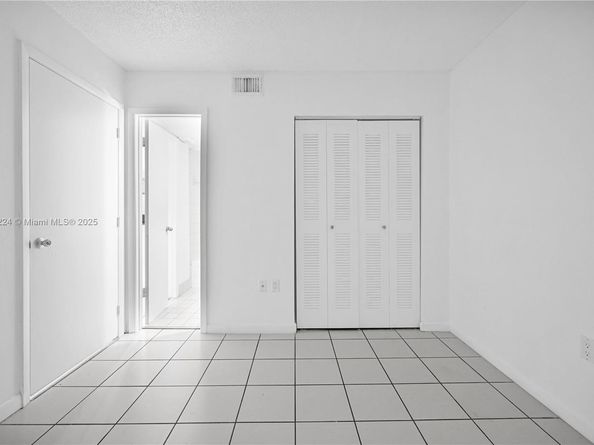 2575 SW 27th Ave 508, Miami FL 33133