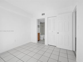 2575 SW 27th Ave 508, Miami FL 33133