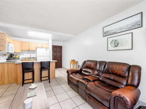 747 NW 13th Ave 3, Miami FL 33125