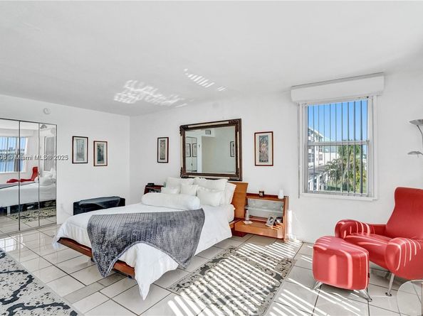 1000 NE 191st St 21, Miami FL 33179