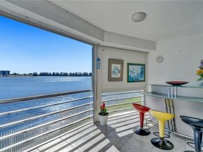 1000 NE 191st St 21, Miami FL 33179