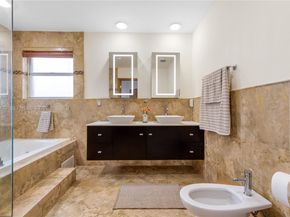4520 SW 154th Ct, Miami FL 33185
