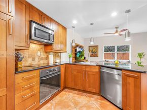 4520 SW 154th Ct, Miami FL 33185
