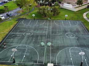 4520 SW 154th Ct, Miami FL 33185